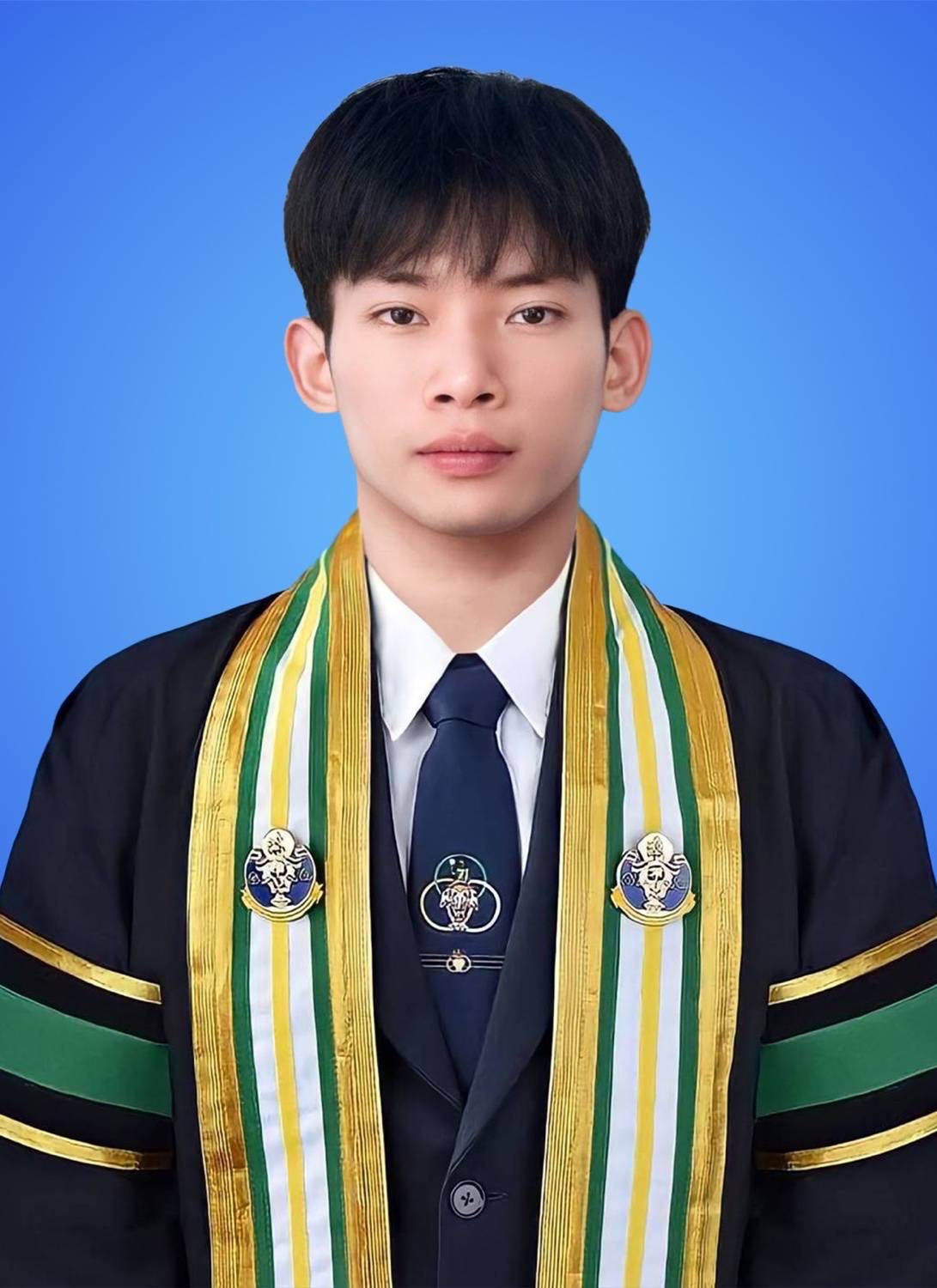 นายวรภพ   ขันละไว